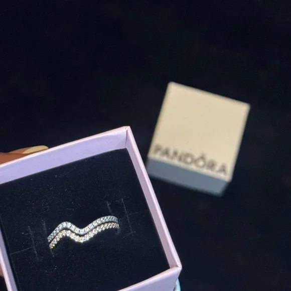 Pandora Silver Sparkling Wave Ring - Picture 5 of 5